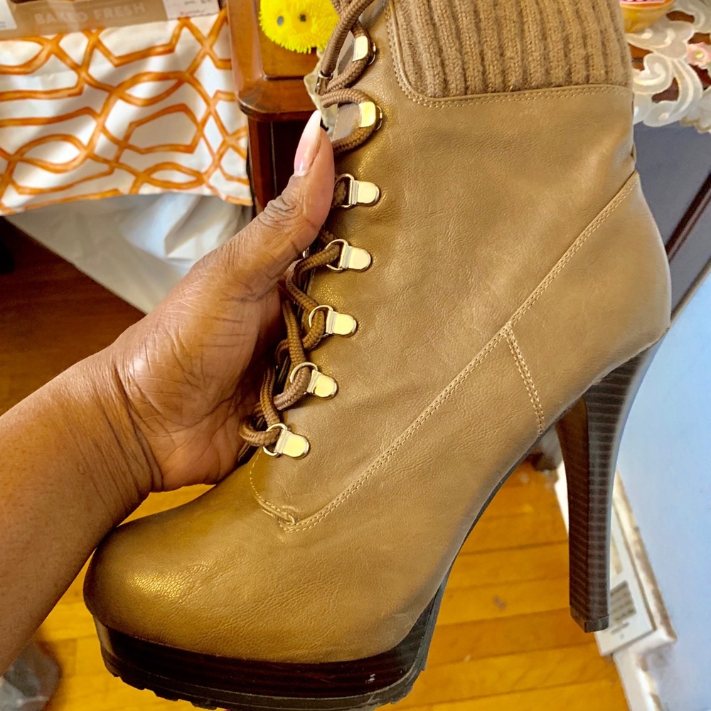 Taupe Jennifer Lopez Boots